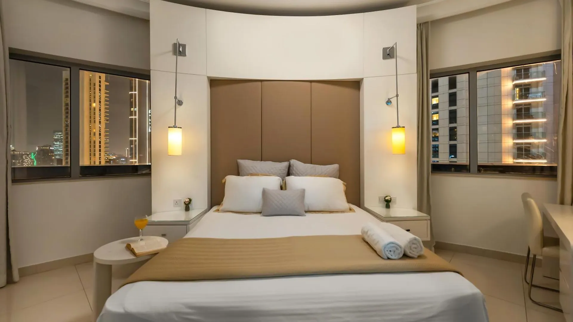Luxury 1Br Burj Khalifa Area Apartment Dubai United Arab Emirates
